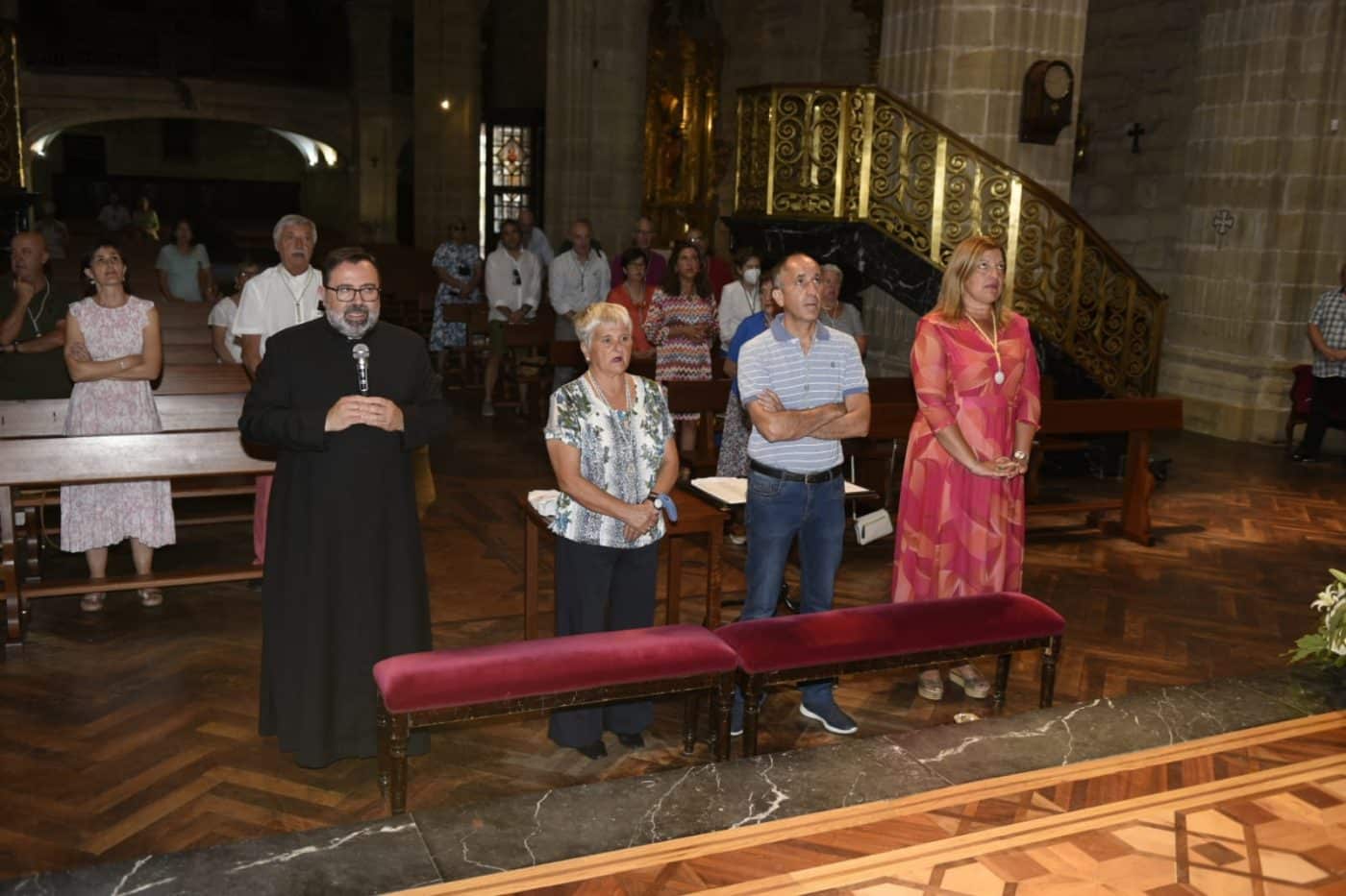 La Cofradía de la Vega abordará un proyecto para renovar la iluminación interior de la basílica 1