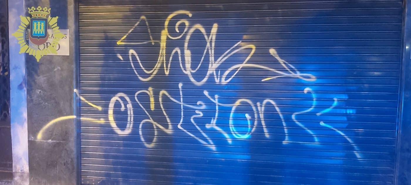 La Policía Local denuncia a dos grafiteros por realizar pintadas en Logroño 1