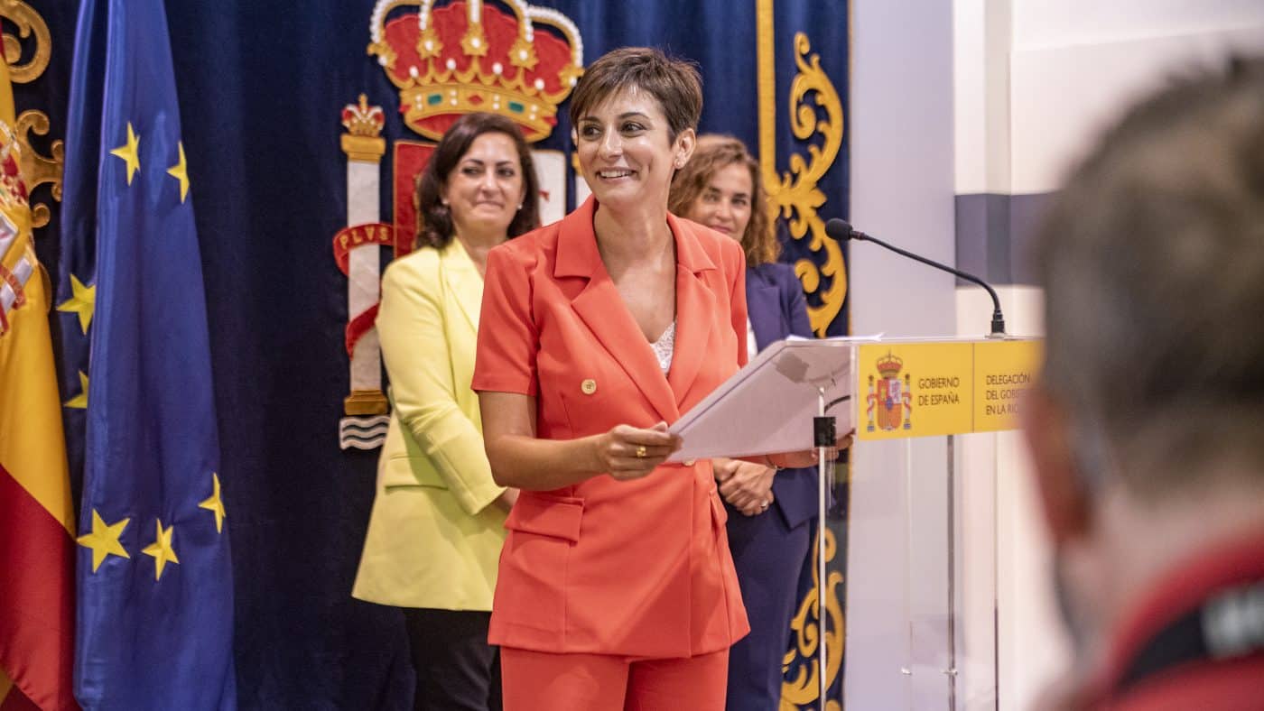 Beatriz Arraiz jura su cargo como nueva delegada del Gobierno en La Rioja 4