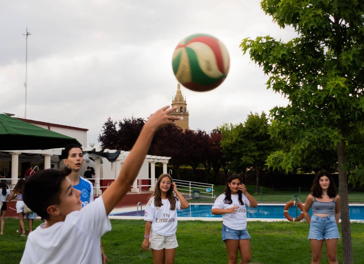 El OCISA Haro acerca el voleibol al medio rural: Zarratón, primera parada 3