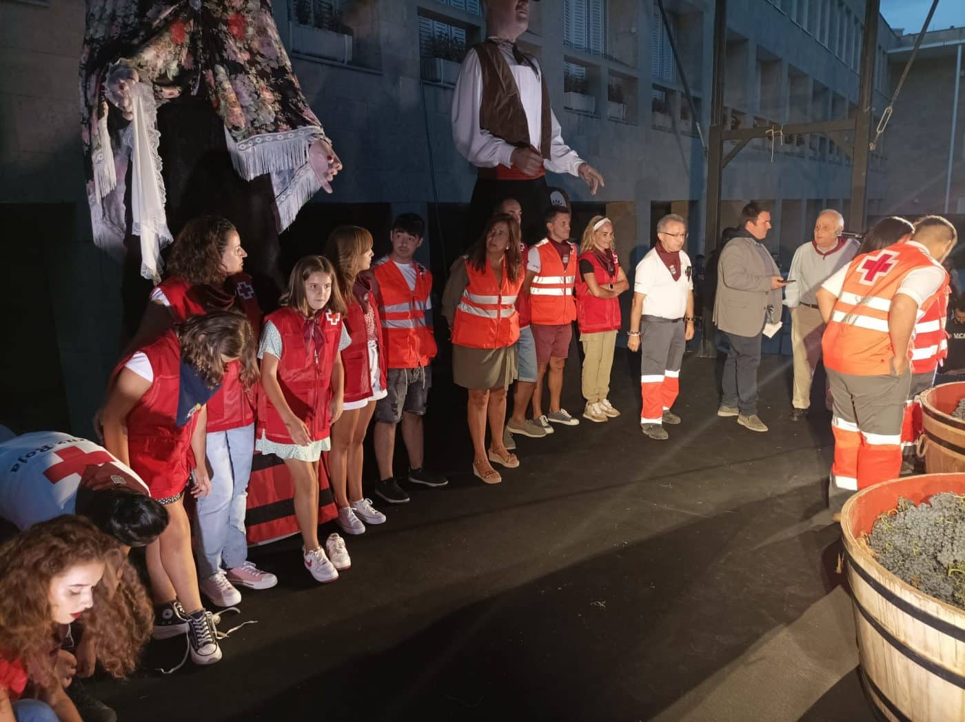 El pisado popular por San Mateo homenajea a Cruz Roja en su 150 aniversario 4