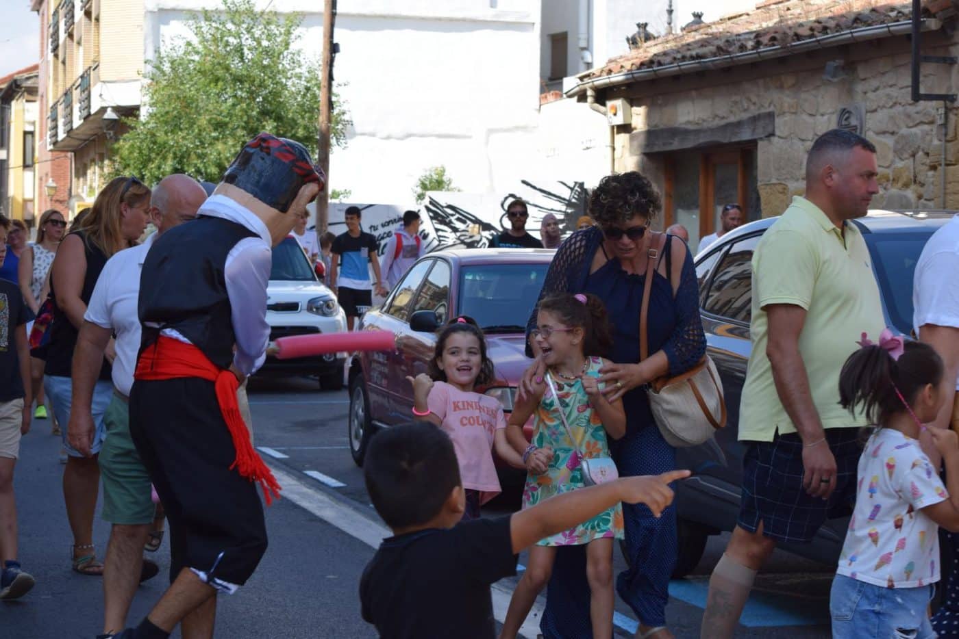 FOTOS: Los 'peques' disfrutan de lo lindo en las Fiestas del Barrio 7