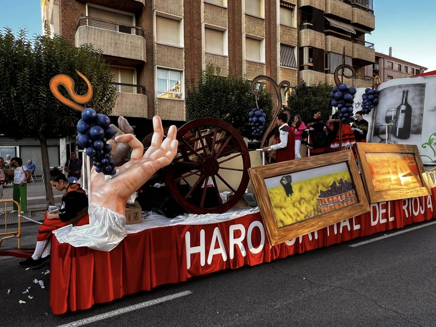 La Asociación de Belenistas de La Rioja, ganadora del concurso del desfile de carrozas de San Mateo 7