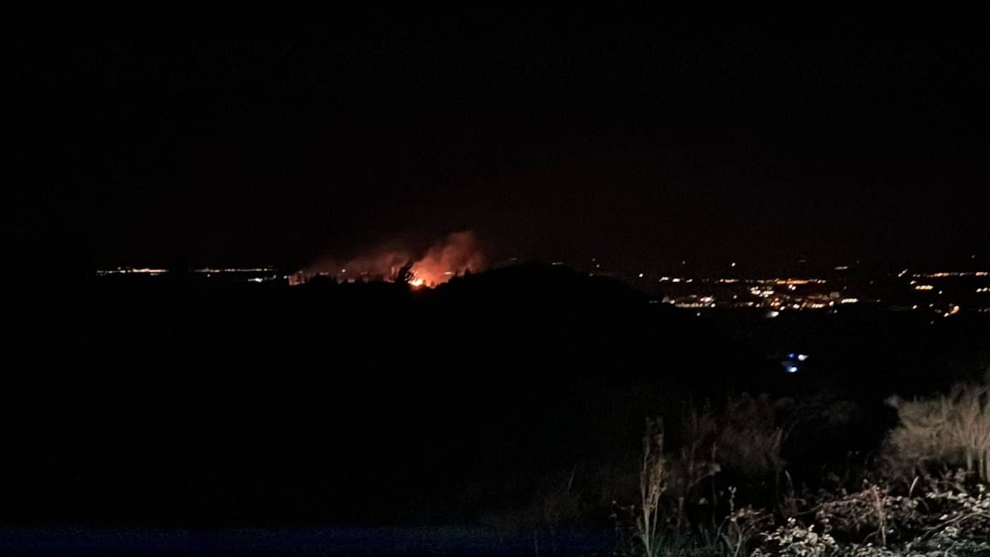 Bomberos del CEIS Rioja ayudan a controlar un incendio en Labastida 3