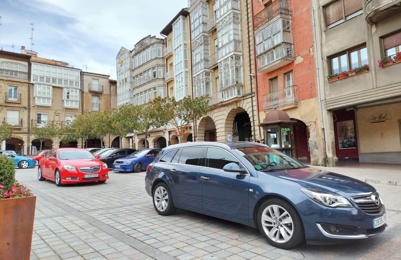 Haro Motor organiza en la ciudad jarrera una quedada de vehículos Opel 7