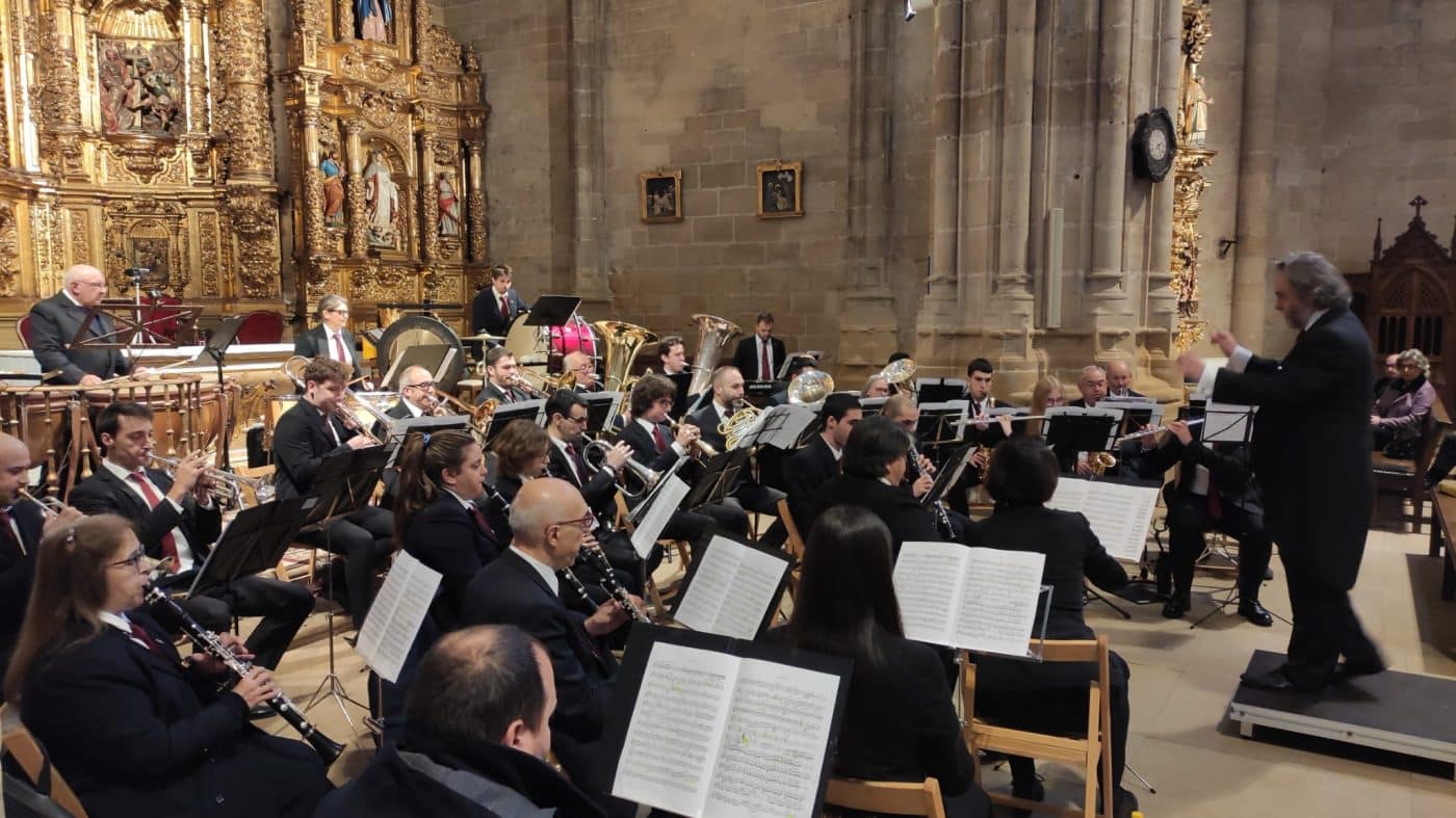 La Banda de Música de Haro se luce en el concierto de Santa Cecilia 1