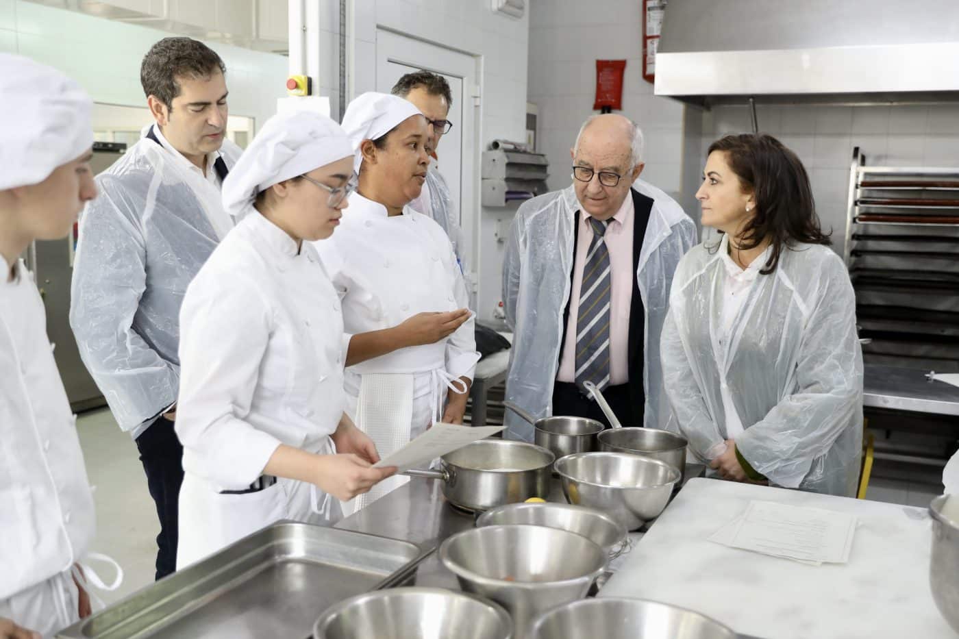 "Vamos a convertir la Escuela de Hostelería de Santo Domingo en un referente formativo de la gastronomía y la tecnología de vanguardia" 12