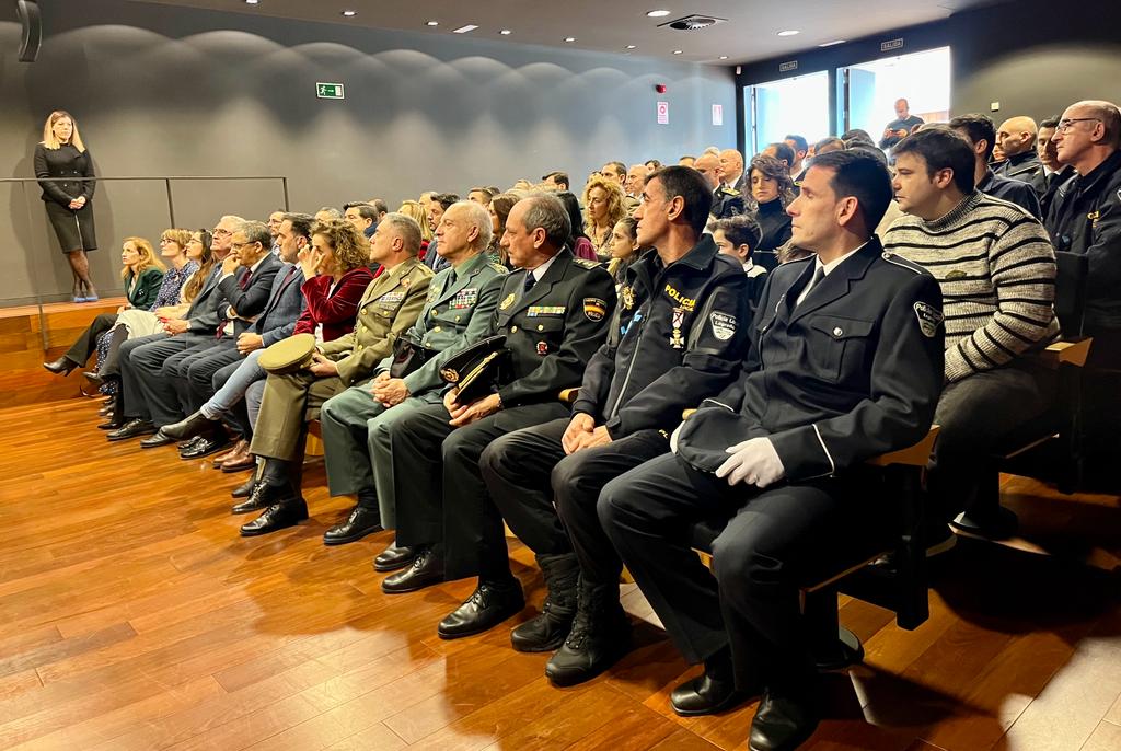 Miguel Ángel Parra y Juan Carlos Arana, Medallas al Mérito de la Policía Local de La Rioja 4 Miguel Ángel Parra y Juan Carlos Arana, Medallas al Mérito de la Policía Local de La Rioja 4