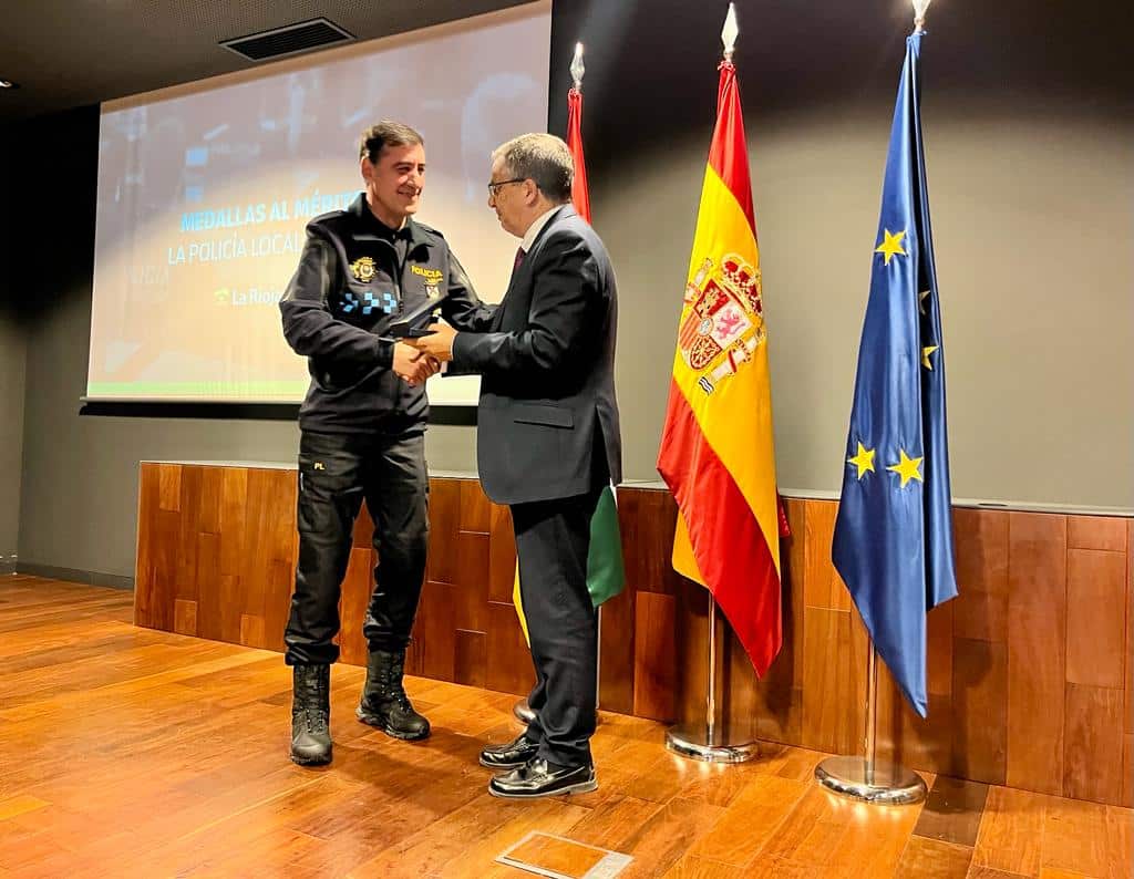 Miguel Ángel Parra y Juan Carlos Arana, Medallas al Mérito de la Policía Local de La Rioja 2 Miguel Ángel Parra y Juan Carlos Arana, Medallas al Mérito de la Policía Local de La Rioja 2