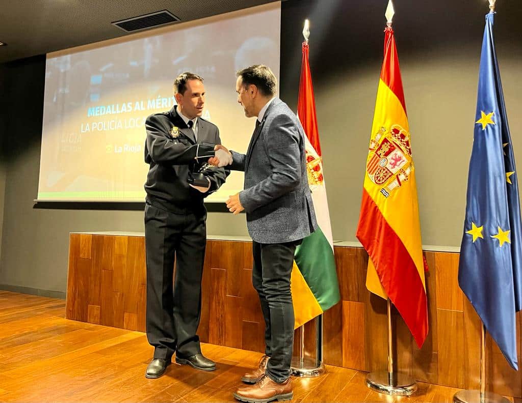 Miguel Ángel Parra y Juan Carlos Arana, Medallas al Mérito de la Policía Local de La Rioja 5 Miguel Ángel Parra y Juan Carlos Arana, Medallas al Mérito de la Policía Local de La Rioja 5