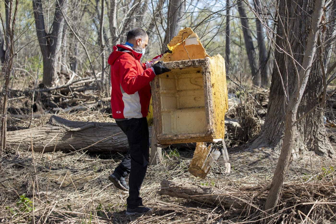 Particulares recogen este sábado datos sobre la basuraleza en Haro 1 Particulares recogen este sábado datos sobre la basuraleza en Haro 1