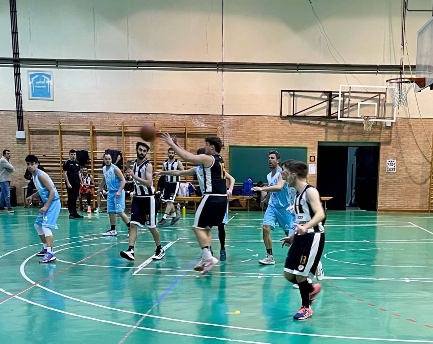 El Queso Los Cameros vence al Arnedo y le gana el 'average' 1