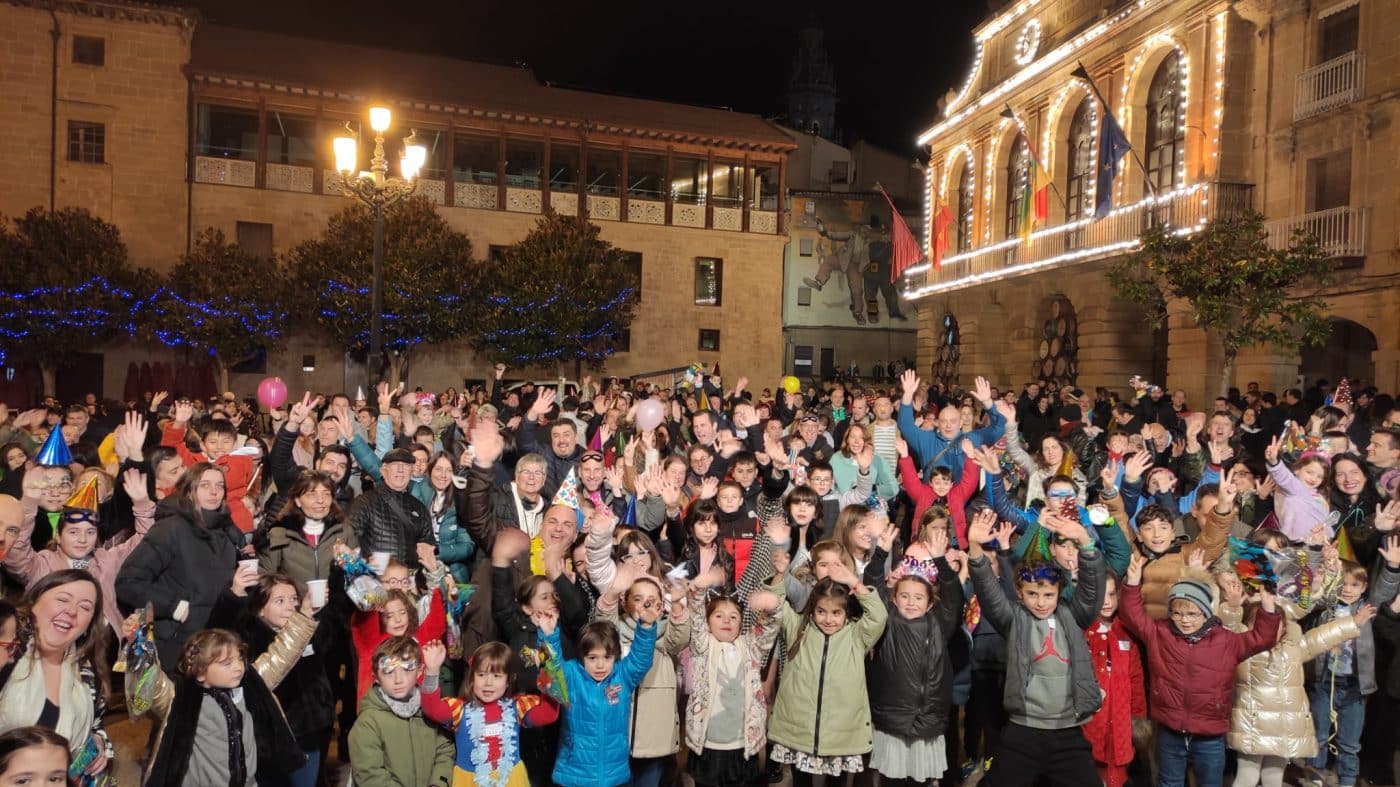 Haro da la bienvenida al 2023 con una animada 'Nochevieja familiar' 20 Haro da la bienvenida al 2023 con una animada 'Nochevieja familiar' 20