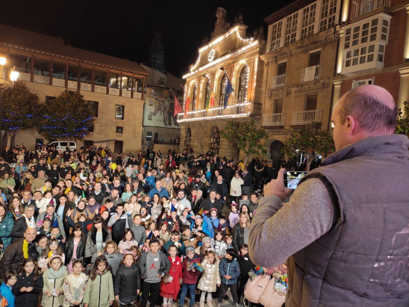 Haro da la bienvenida al 2023 con una animada 'Nochevieja familiar' 8 Haro da la bienvenida al 2023 con una animada 'Nochevieja familiar' 8