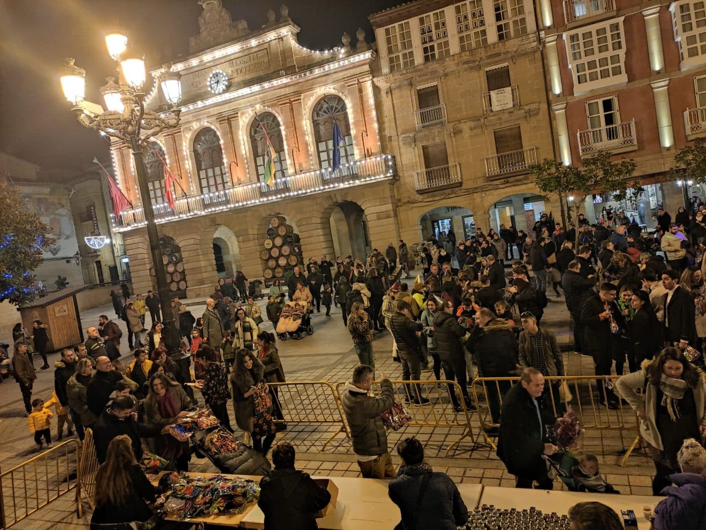 Haro da la bienvenida al 2023 con una animada 'Nochevieja familiar' 4 Haro da la bienvenida al 2023 con una animada 'Nochevieja familiar' 4