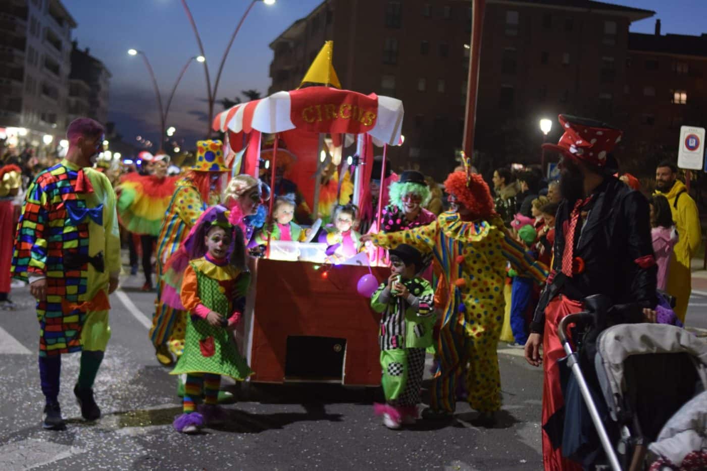 FOTOS: El Carnaval vibra en Haro 66
