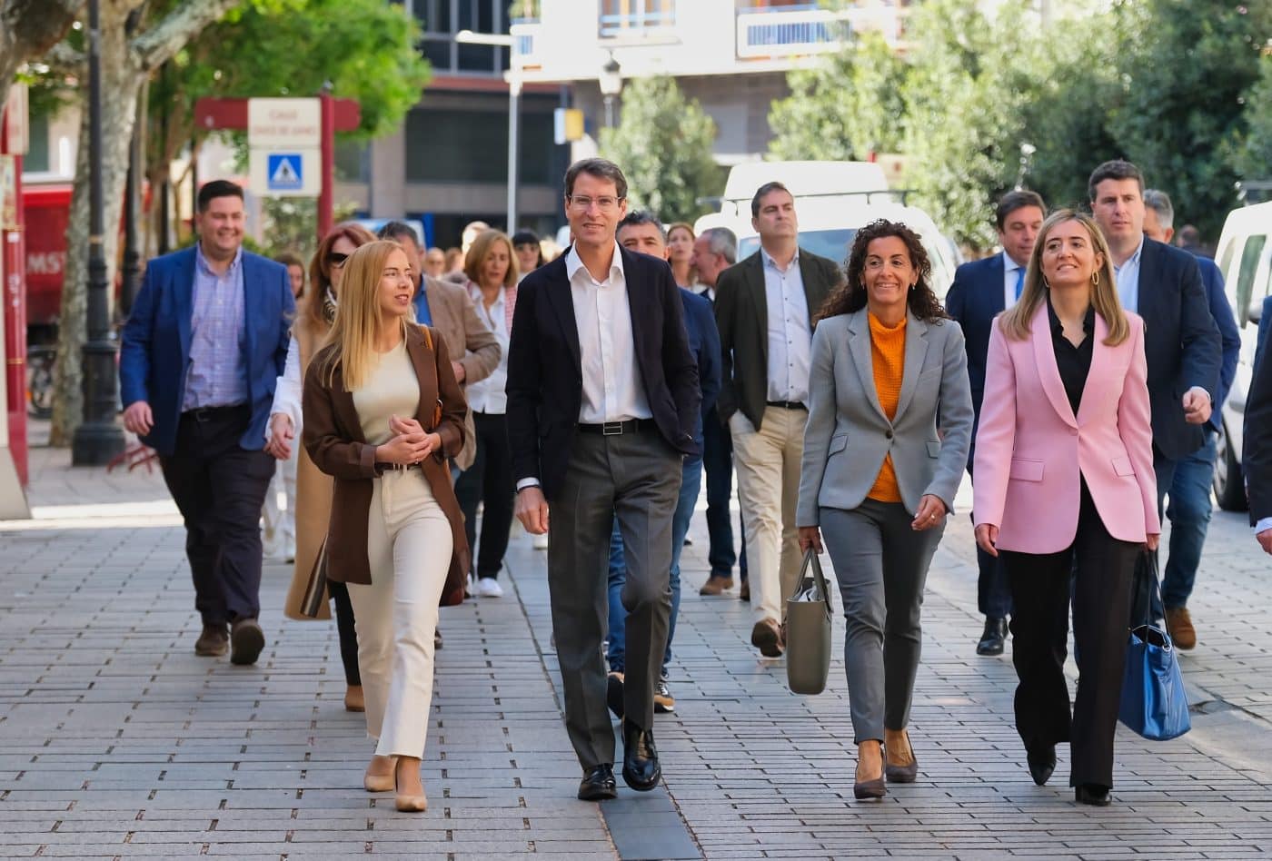 Capellán incorpora a su lista al Parlamento a Belinda León, ex de Ciudadanos 3