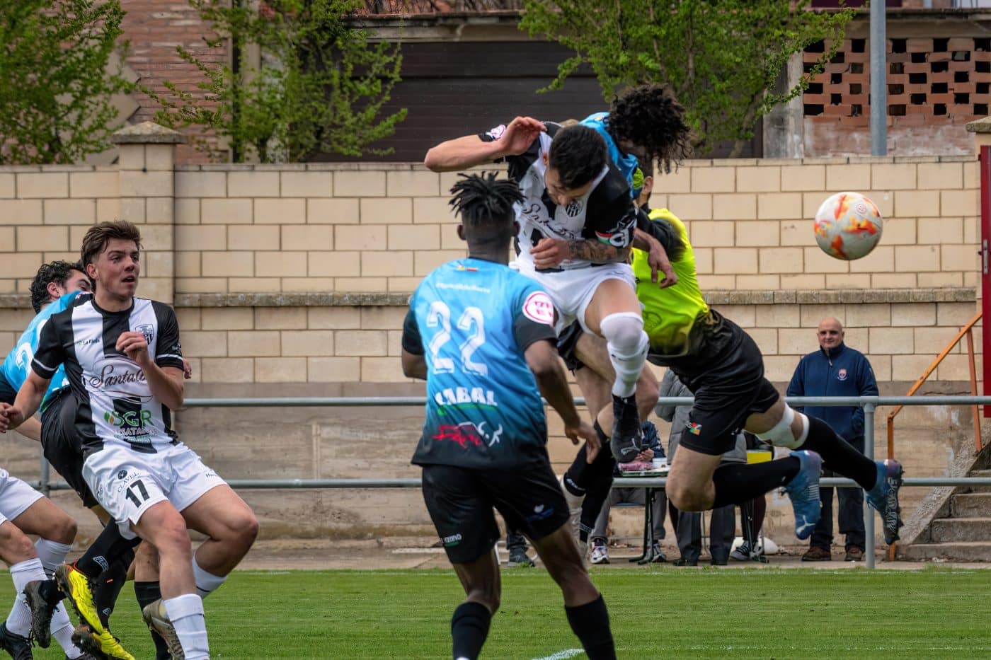 El Haro juega con fuego 1