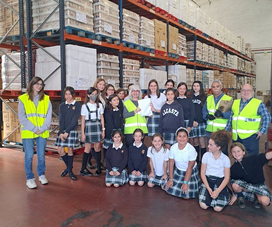 La Asociación Villa del Olmo de Villalobar de Rioja dona 260 kilos de productos al Banco de Alimentos 1