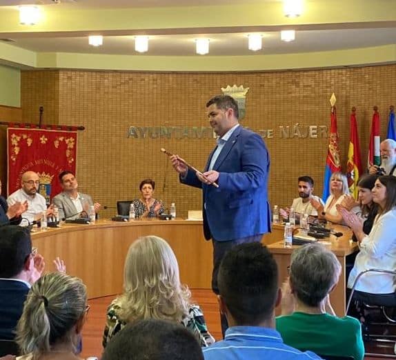 Jorge Salaverri (PP) ya es nuevo alcalde de Nájera 2