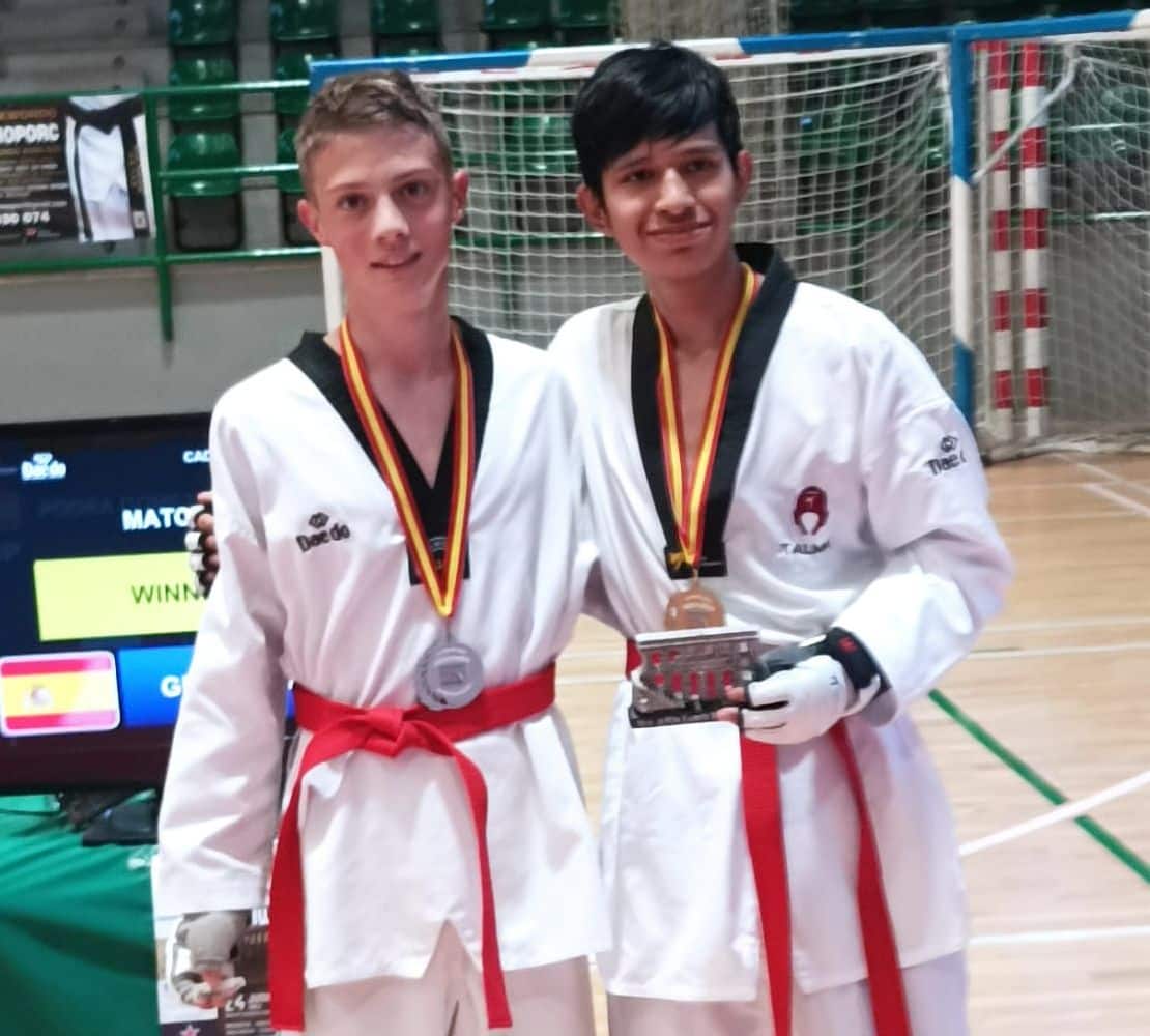 El Club Taekwondo Casalarreina cierra la temporada con dos medallas 1