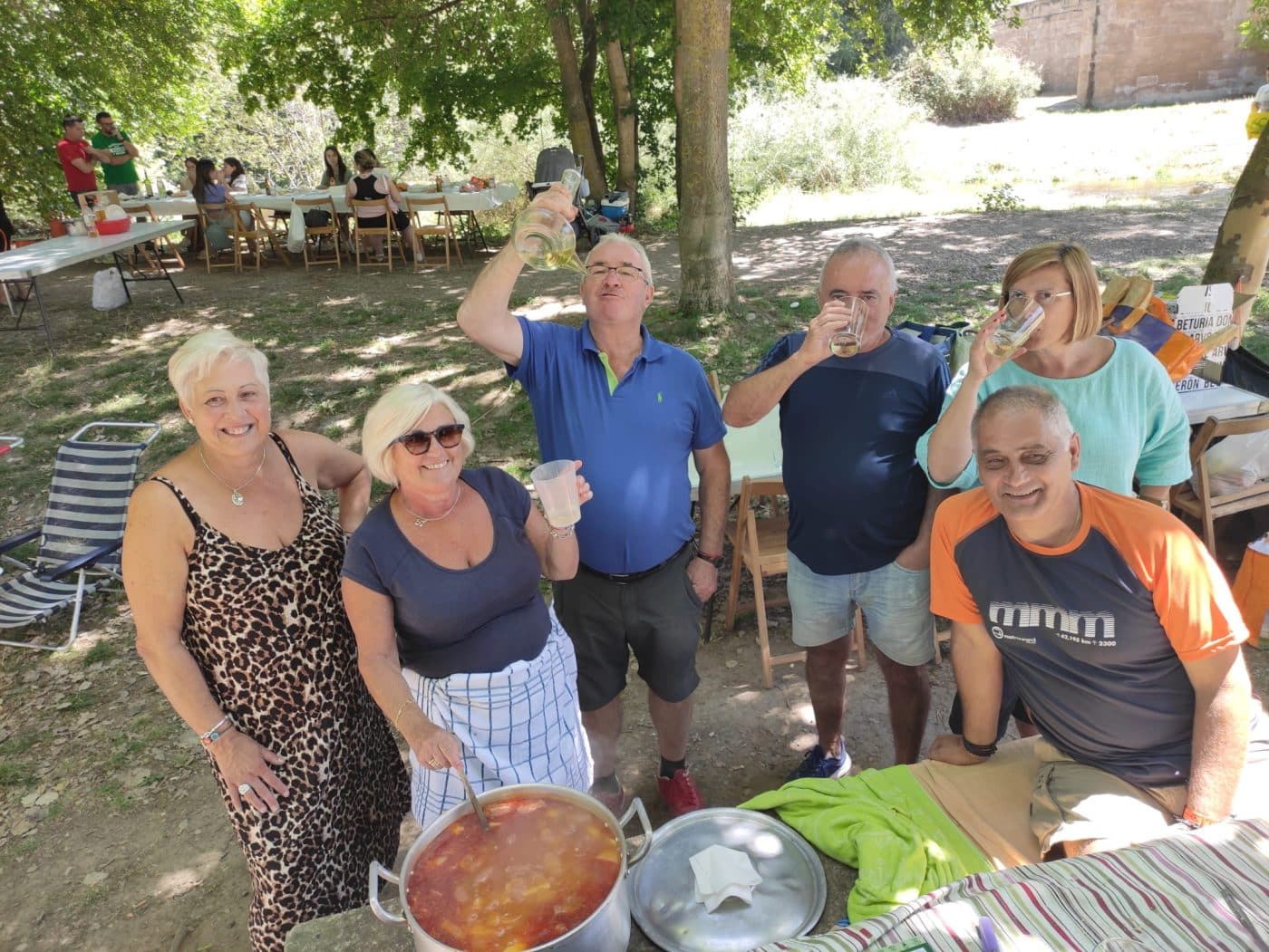 Casalarreina reúne a 500 participantes en su Concurso de Patatas a la Riojana 11