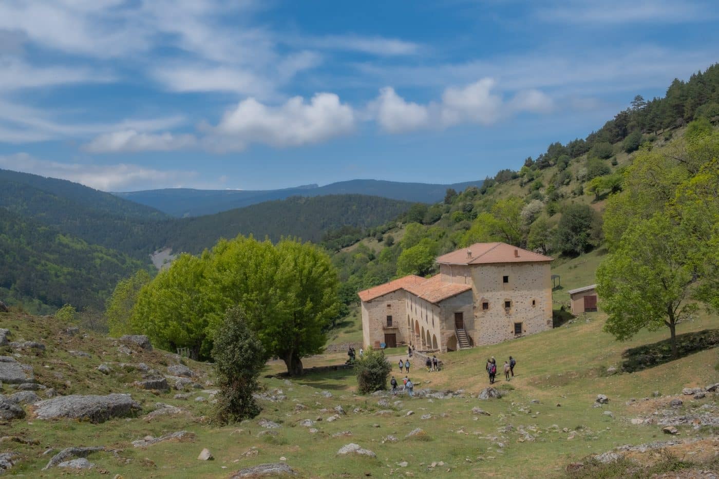 Un paseo guiado por el entorno natural de Ezcaray, entre las propuestas de 'Pasea La Rioja' para este puente 2