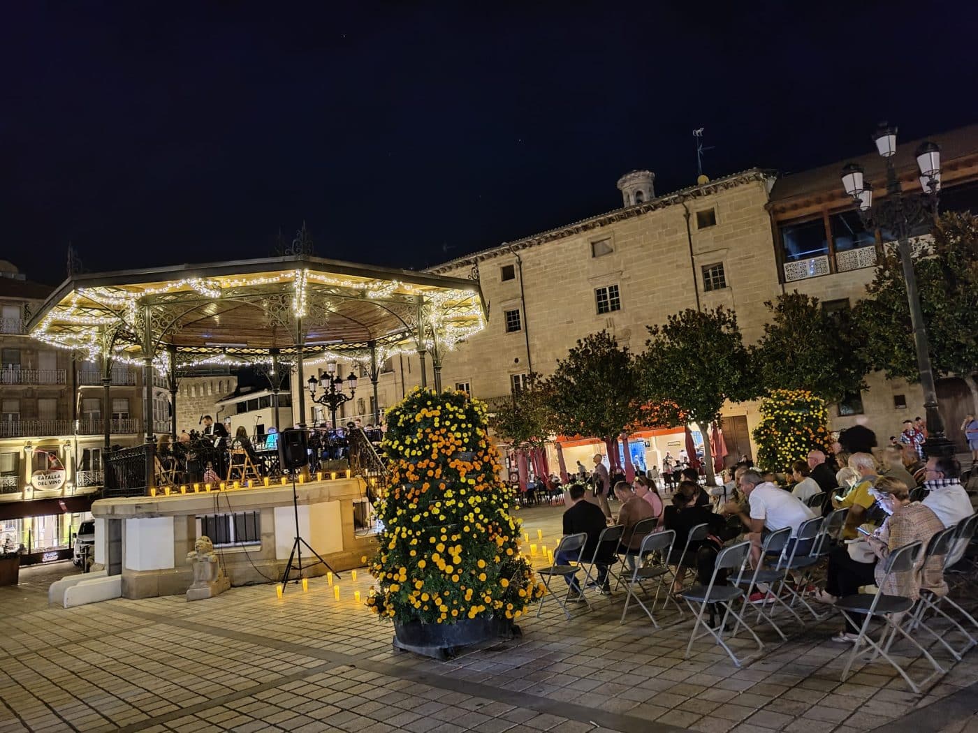 'La Rioja Big Band' ofrece en Haro un vibrante concierto a la luz de las velas 1