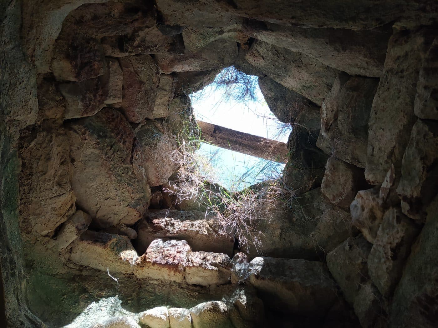 Riscos de Bilibio (VII): la iglesia rupestre de Páceta 6
