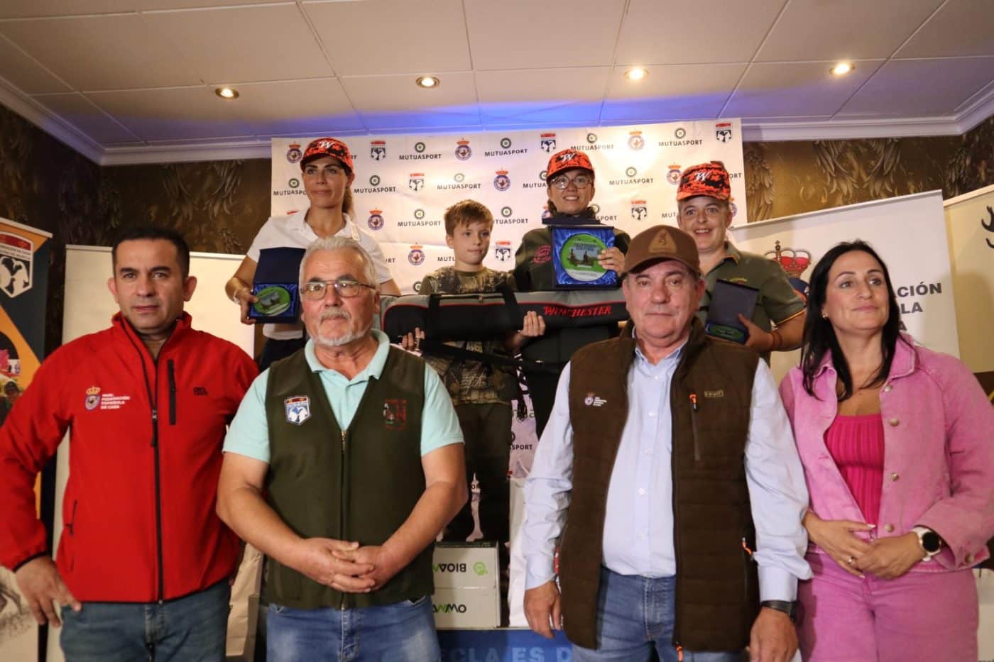 Karla Anguiano se corona como subcampeona de España de caza menor con perro 1