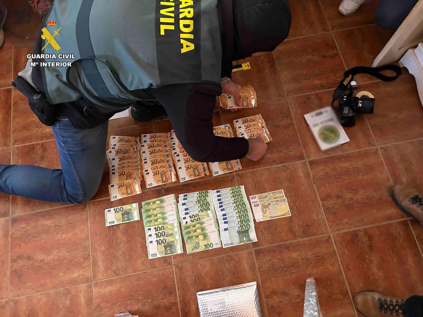 Desmantelado por la Guardia Civil un servicio de 'telecoca' en Rincón de Soto 7 Desmantelado por la Guardia Civil un servicio de 'telecoca' en Rincón de Soto 7