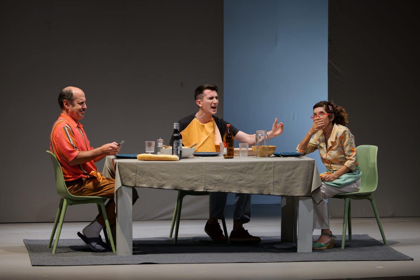 Un Bretón abarrotado cae rendido ante 'Redada familiar', una obra tan tramposa como inteligente 2 Un Bretón abarrotado cae rendido ante 'Redada familiar', una obra tan tramposa como inteligente 2