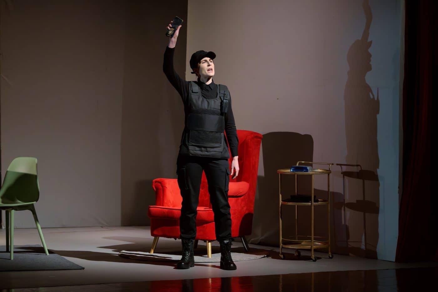 Un Bretón abarrotado cae rendido ante 'Redada familiar', una obra tan tramposa como inteligente 3 Un Bretón abarrotado cae rendido ante 'Redada familiar', una obra tan tramposa como inteligente 3