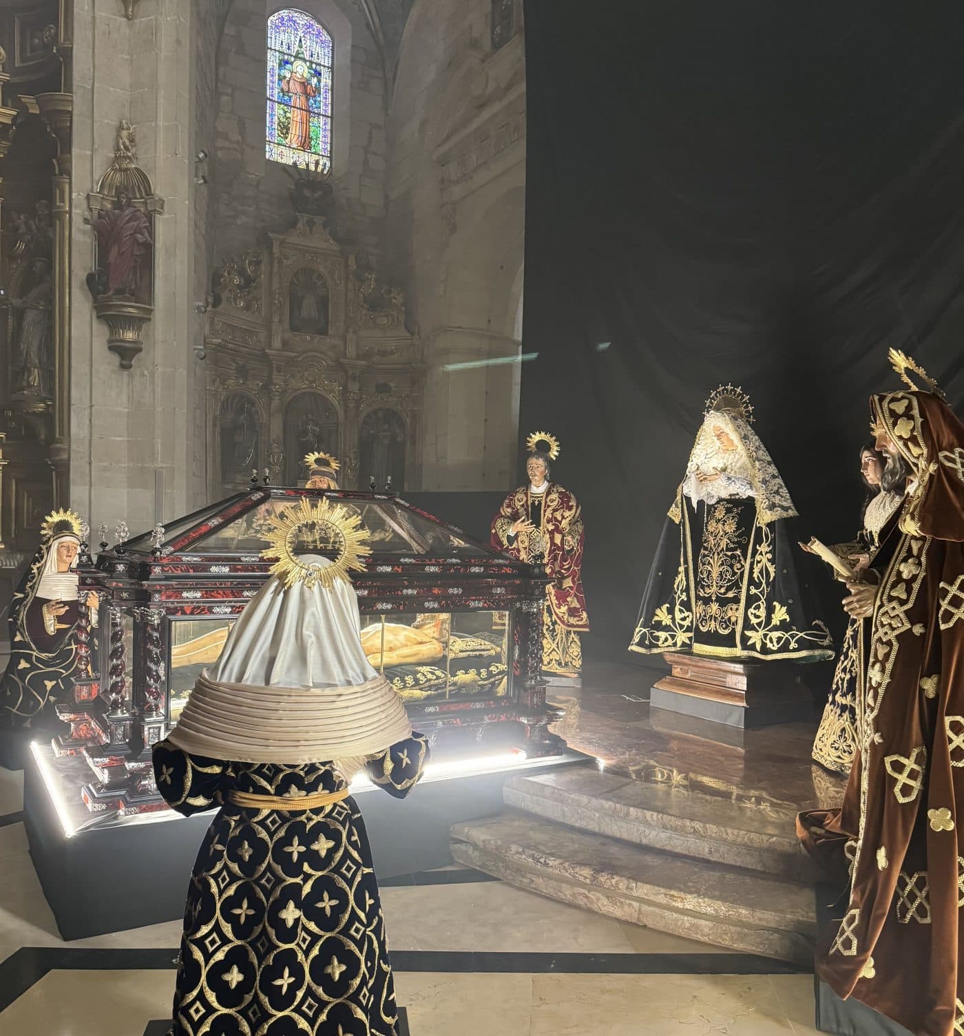 Las imágenes del Duelo de la Semana Santa de Sevilla salen por primera vez de Andalucía a La Rioja 1