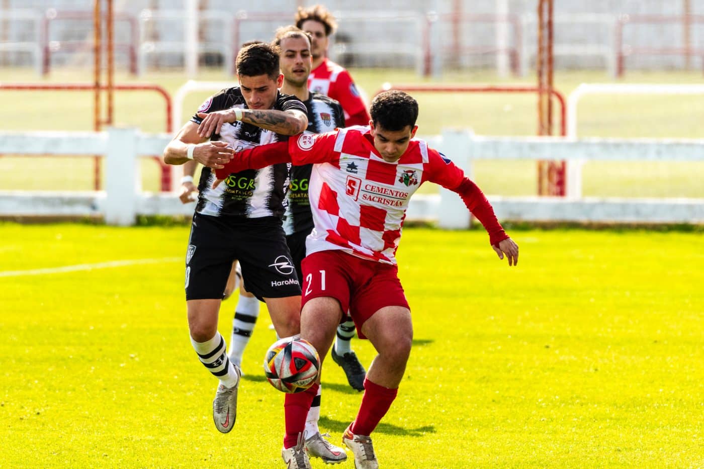 El Haro merece más ante el Varea 7 El Haro merece más ante el Varea 7