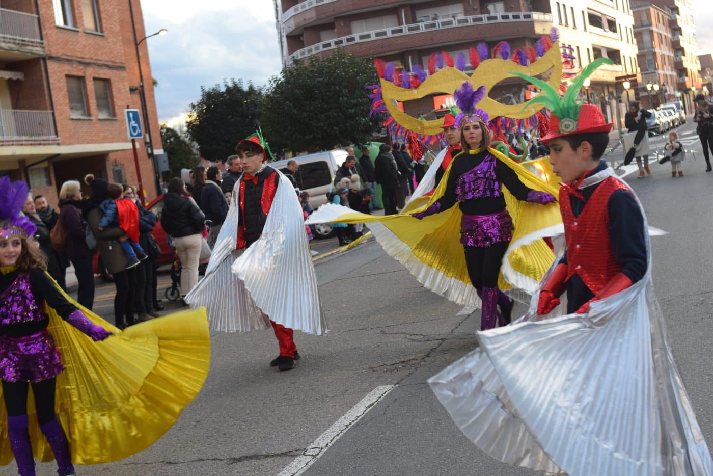 FOTOS: Multitudinario desfile del Carnaval Popular de Haro 77