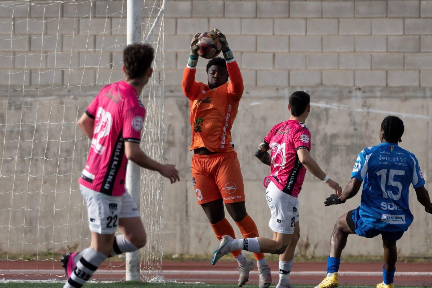 El Haro sigue jugando con fuego: derrota con el Balsamaiso en el último minuto 6 El Haro sigue jugando con fuego: derrota con el Balsamaiso en el último minuto 6