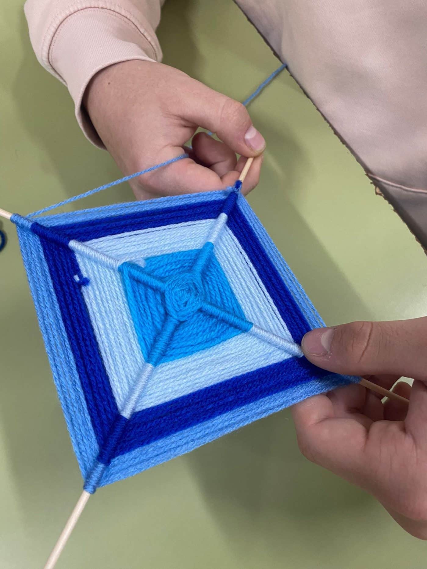 El IES Rey Don García de Nájera se suma a la campaña 'Mandalas por el Autismo' 1 El IES Rey Don García de Nájera se suma a la campaña 'Mandalas por el Autismo' 1