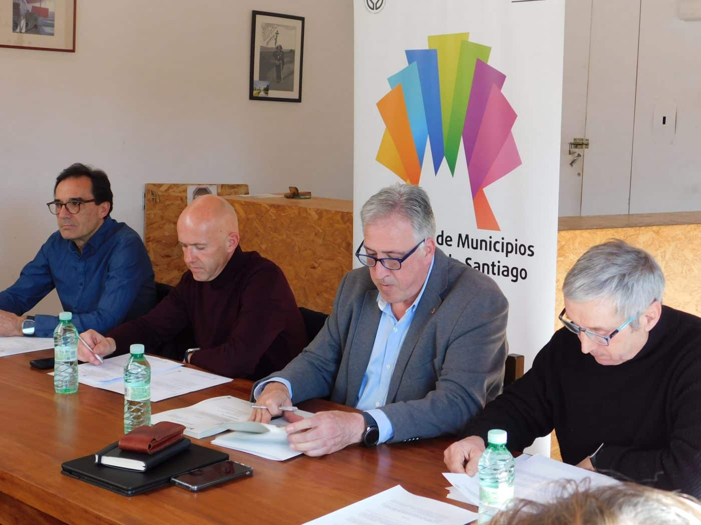 La AMCS apuesta en Azofra por la consolidación del Camino Francés como eje de desarrollo sostenible 1 La AMCS apuesta en Azofra por la consolidación del Camino Francés como eje de desarrollo sostenible 1