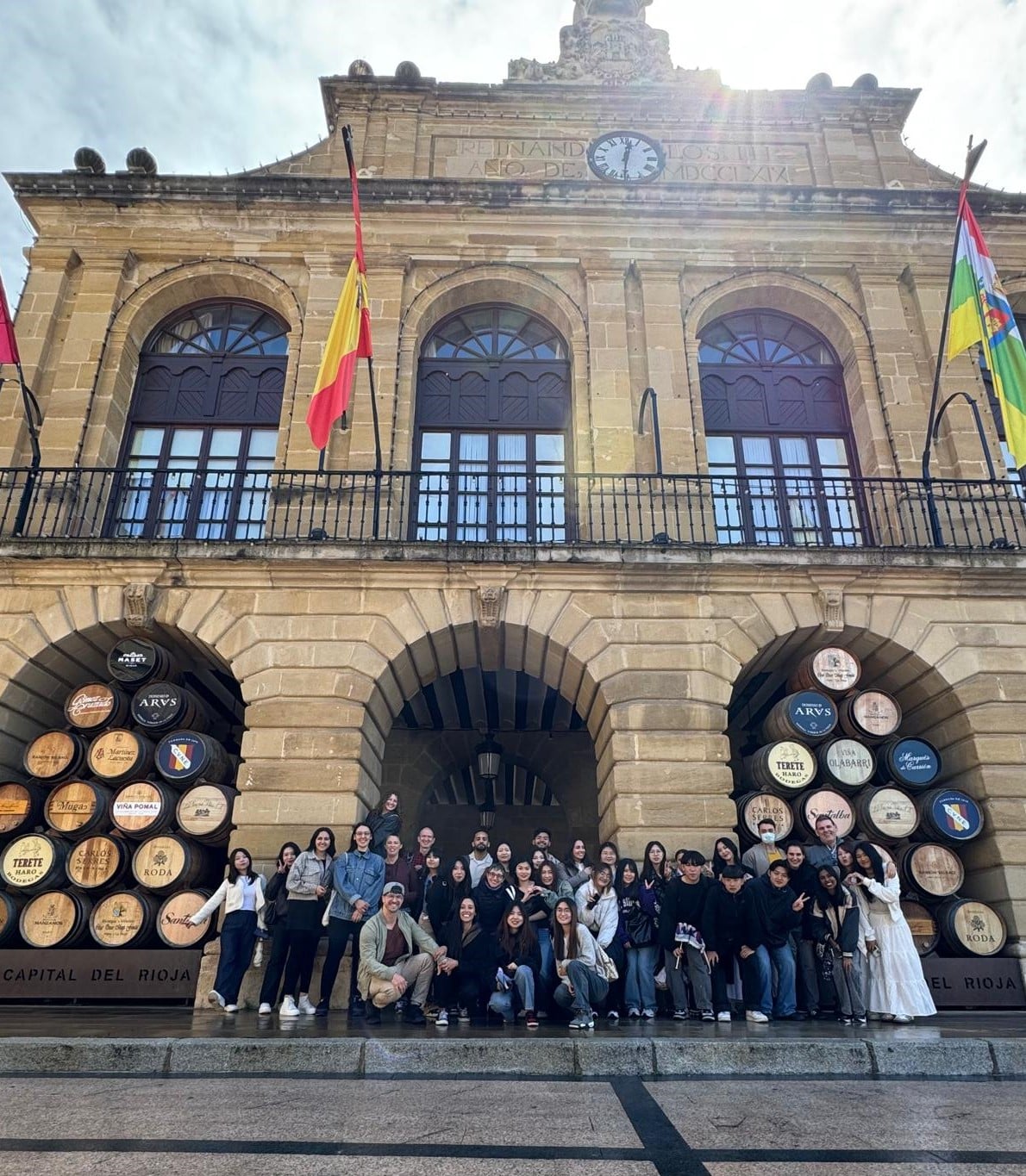 Estudiantes del Curso de Lengua y Cultura Española para Extranjeros de la UR visitan Haro 1 Estudiantes del Curso de Lengua y Cultura Española para Extranjeros de la UR visitan Haro 1