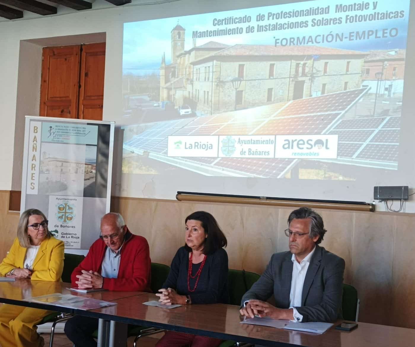 Bañares forma a 12 nuevos profesionales en energía solar fotovoltaica 1