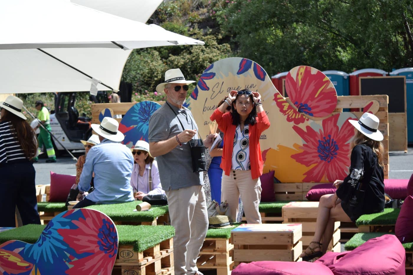 FOTOS: La Cata del Barrio de la Estación reúne en Haro a más de 3.500 viajeros 44 FOTOS: La Cata del Barrio de la Estación reúne en Haro a más de 3.500 viajeros 44