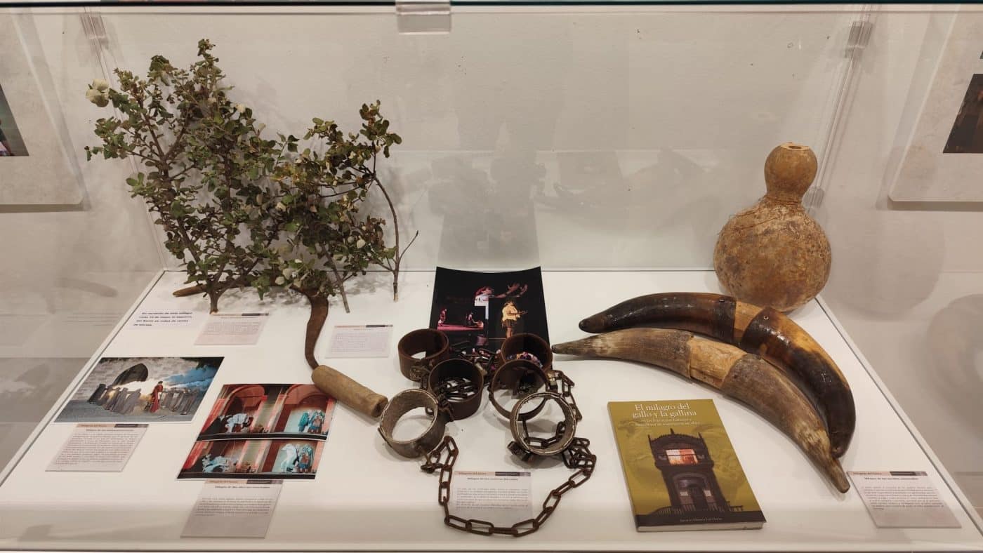 Una exposición repasa los 30 años de historia de Los Milagros del Santo 6 Una exposición repasa los 30 años de historia de Los Milagros del Santo 6