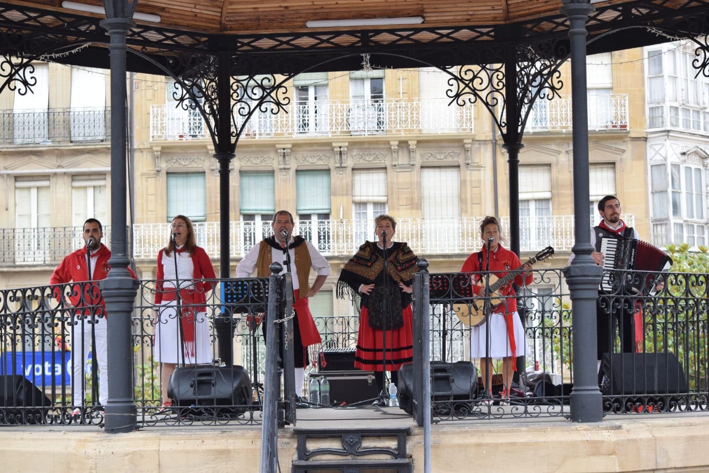 El Ayuntamiento de Haro intentará en 2025 "acercar más" los autobuses a la Batalla del Vino 1