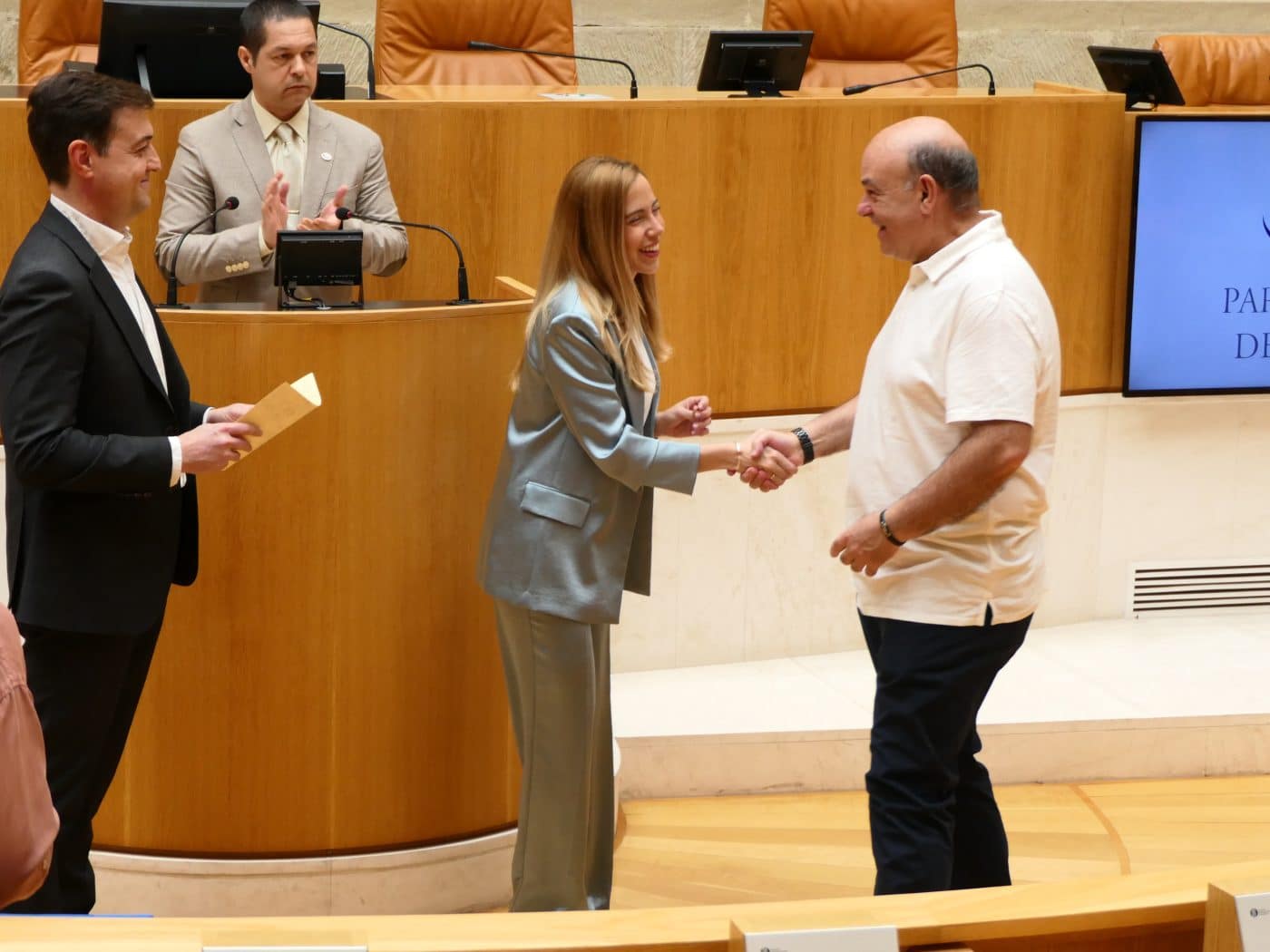 El Banco de Sangre de La Rioja celebra en el parlamento el Día Mundial del Donante 1