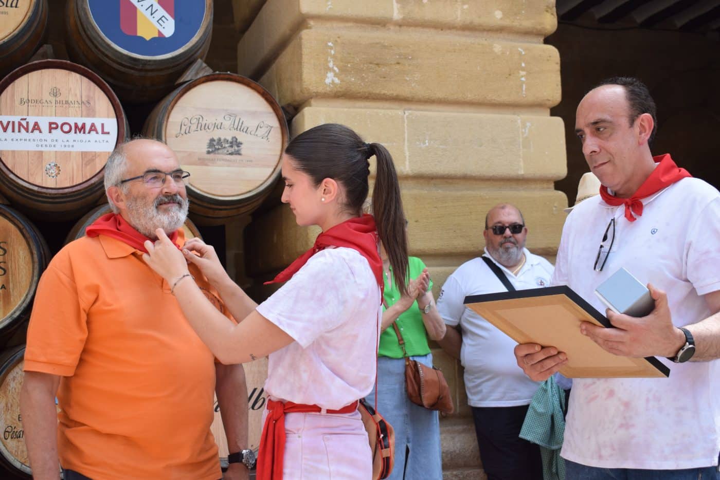 Haro proclama a los Abuelos del Vino 2024 y premia sus mejores caracoles de fiestas 17 Haro proclama a los Abuelos del Vino 2024 y premia sus mejores caracoles de fiestas 17