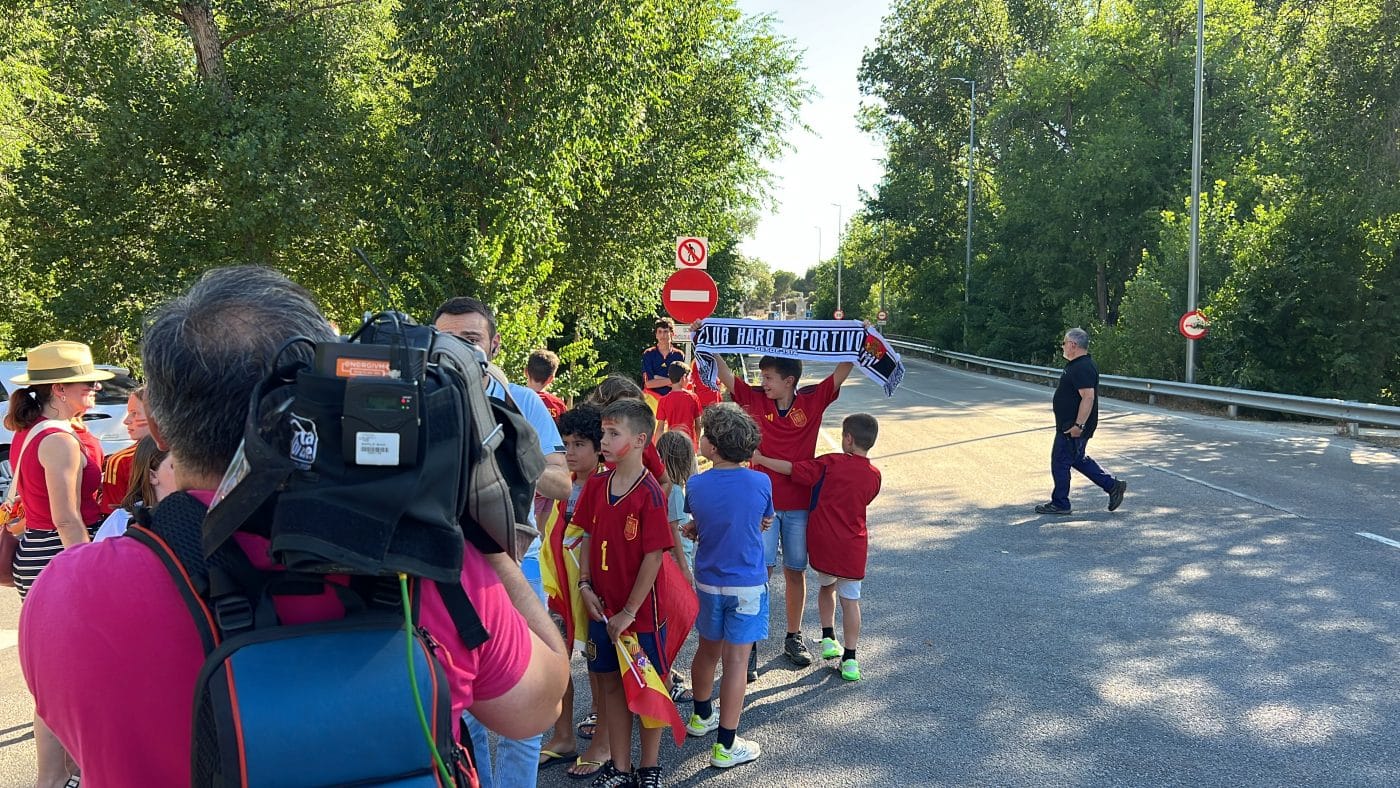 El Haro Deportivo, presente en el homenaje a la Selección Española en Madrid 1