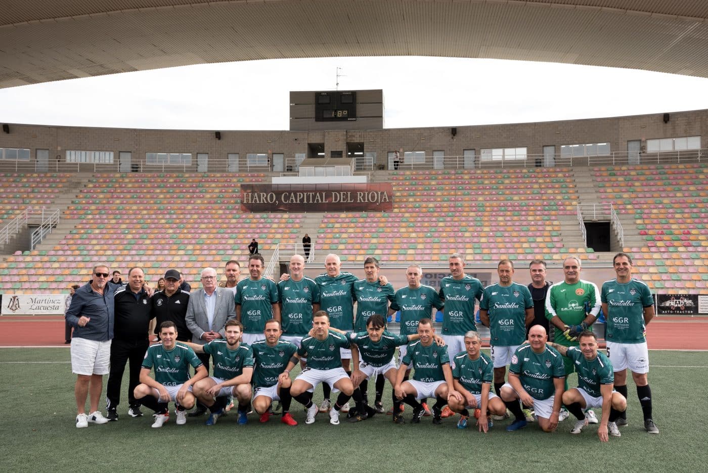Los Veteranos del Haro Deportivo homenajean a sus exjugadores en el Luis de la Fuente 7 Los Veteranos del Haro Deportivo homenajean a sus exjugadores en el Luis de la Fuente 7