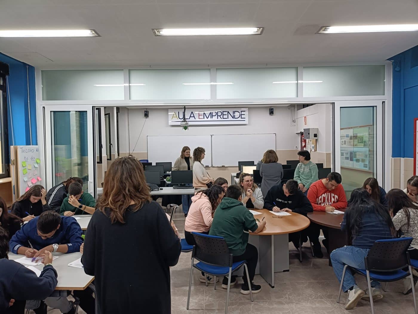 Alumnos del IES Rey Don García participan en un taller sobre empleabilidad en el CEIP Rural 1 Alumnos del IES Rey Don García participan en un taller sobre empleabilidad en el CEIP Rural 1