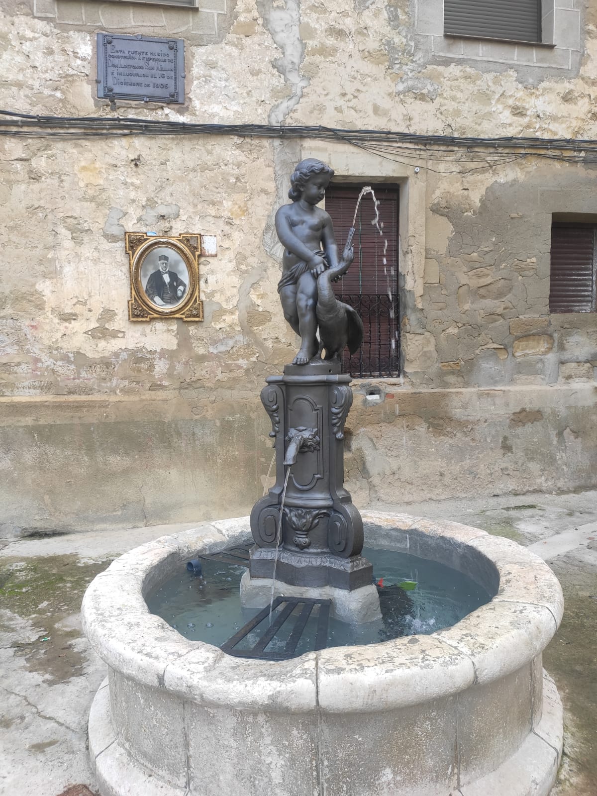 Treviana celebra el legado de Ildefonso San Millán con la restauración de su icónica fuente 1 Treviana celebra el legado de Ildefonso San Millán con la restauración de su icónica fuente 1